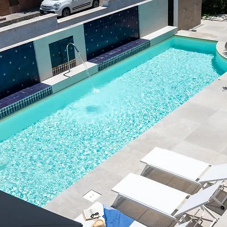 Con Piscina Torre Specchia * Torre Specchia Ruggeri